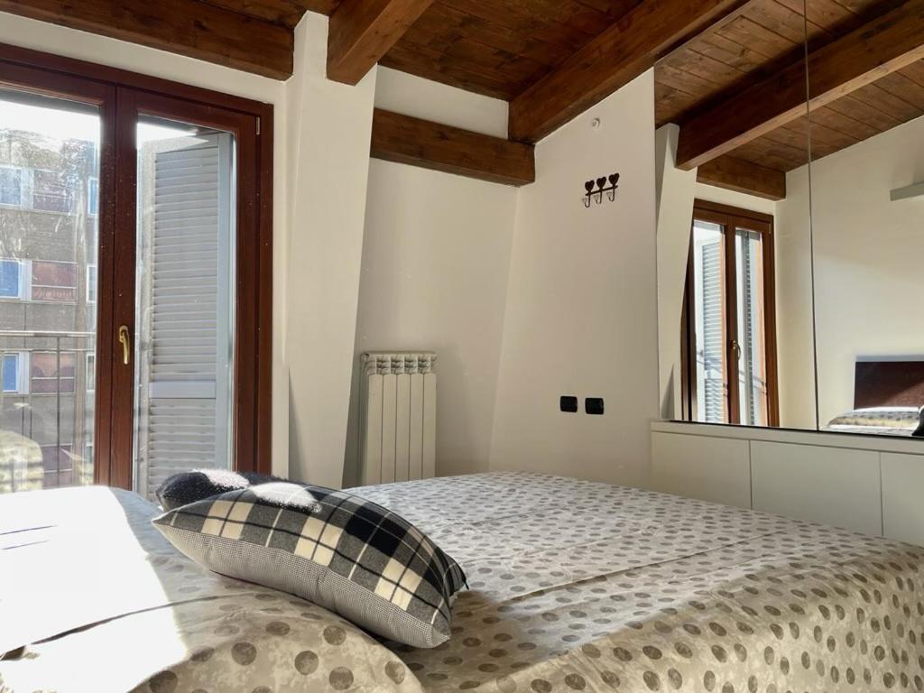 Porta Venezia-Cozy Apartment Милан Экстерьер фото